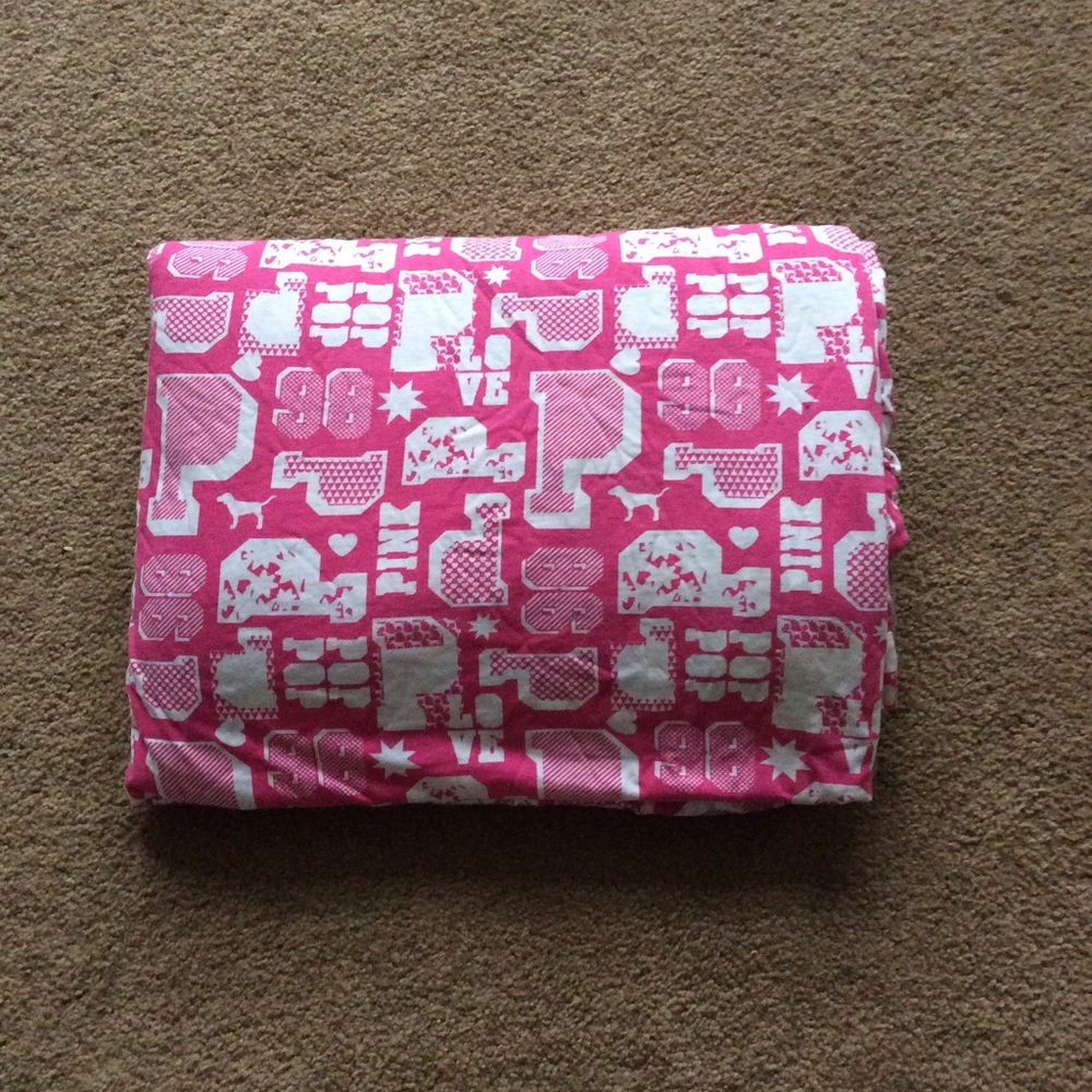 Twin Reversible PINK Duvet Cover by VS